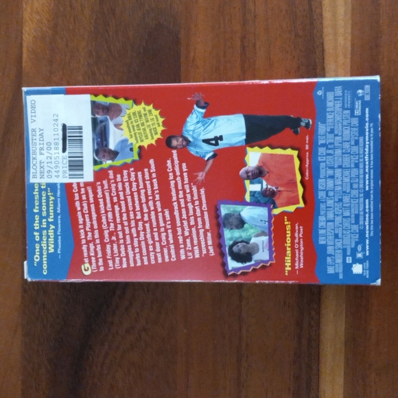 VHS Tape "Next Friday" - Picture 2 of 4